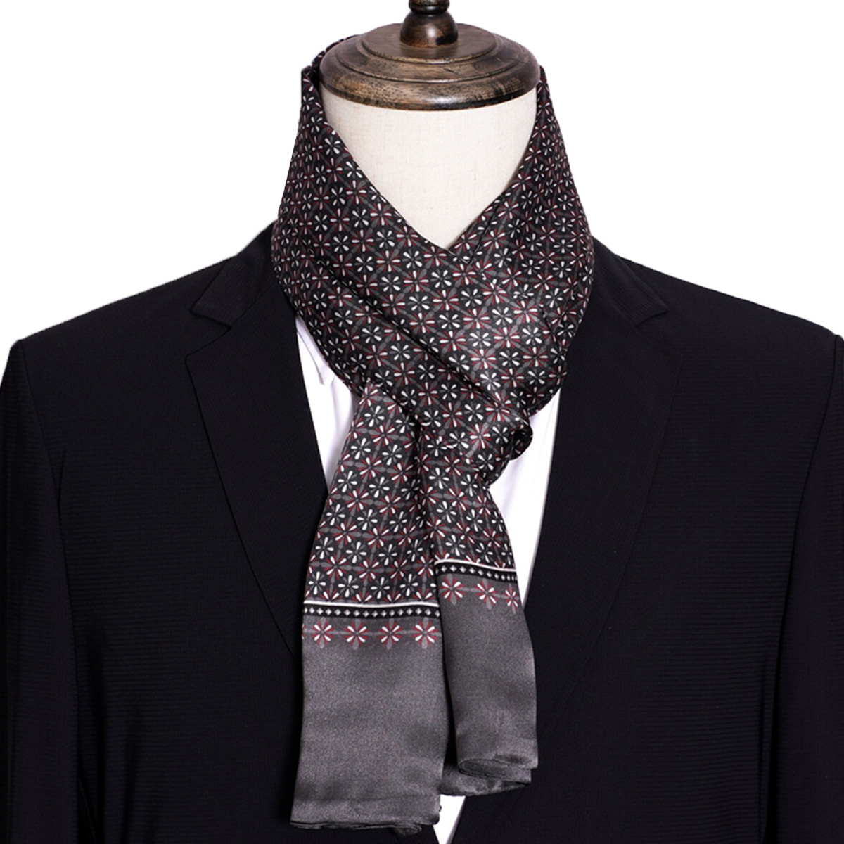 Nouveau foulard en soie à rayu - Men Accessories For Neck avis et prix