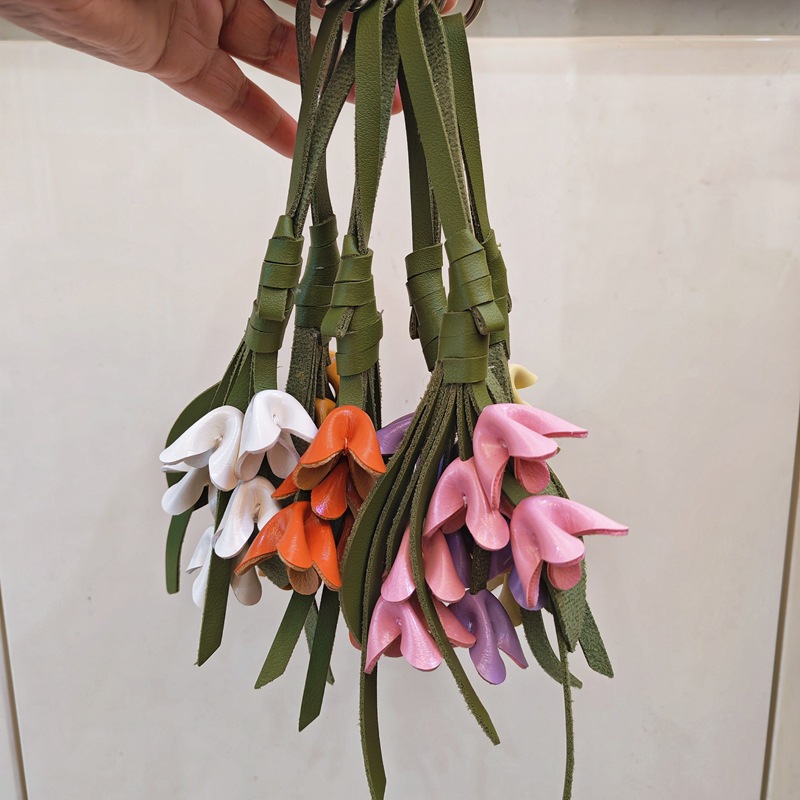 Pendentif en cuir fait main en - Men Accessories Bouquet avis et prix